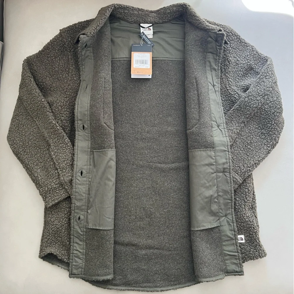 The North Face Shacket - Picture 2 of 5